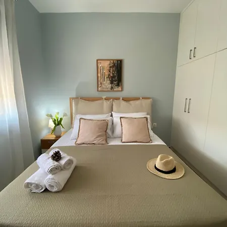 Dimis Cozy Near The Sea!